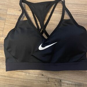 Nike Black Sports Bra size Med cross cross back with removable pads